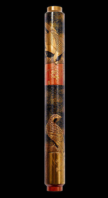 TWO FALCONS - Maki-e fountain pen is a tribute to traditional Maki-e crafts