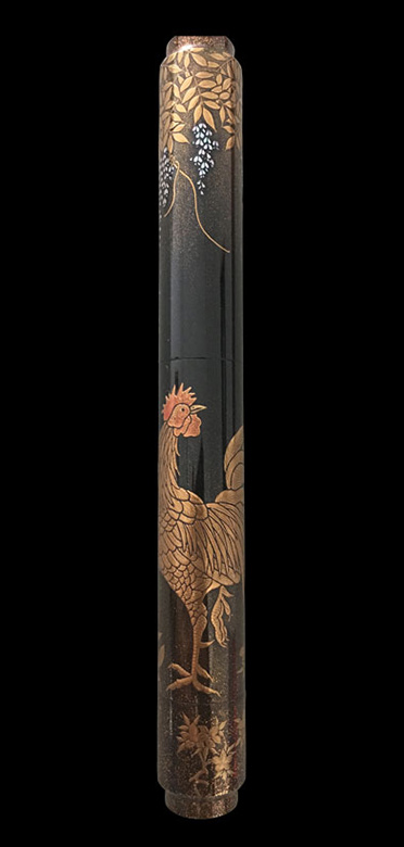 THE ROYAL ROOSTER - Maki-e fountain pen, a regal tribute to the Year of the Rooster.