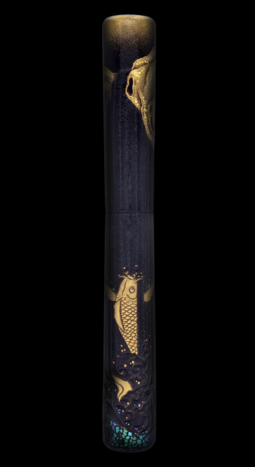 CARP AND WATERFALL-Maki-e fountain pen, a flowing masterpiece of aquatic elegance.
